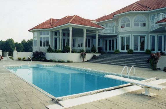 large pool area, pool house